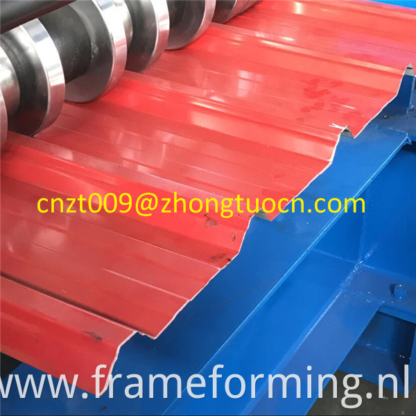 roof tile roll forming machine 10